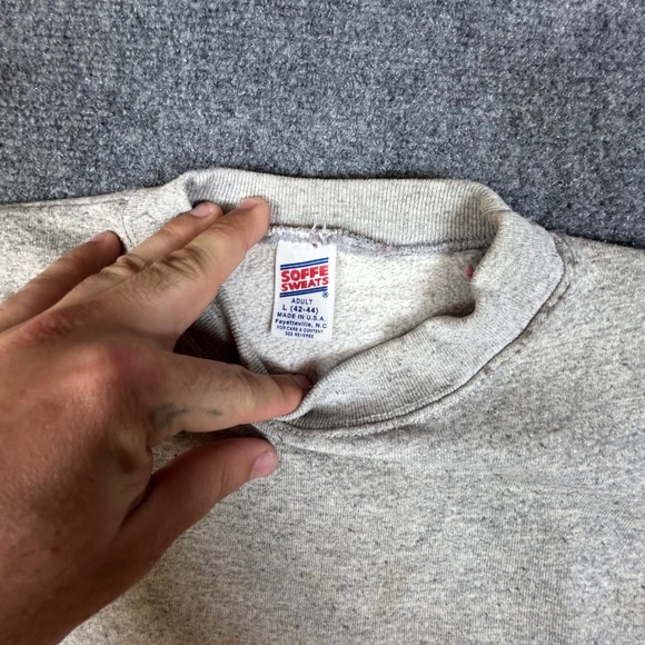 Vintage Soffe Sweats Wisconsin Crewneck Sweatshirt Grey Red Colorblock Large - Picture 3 of 6